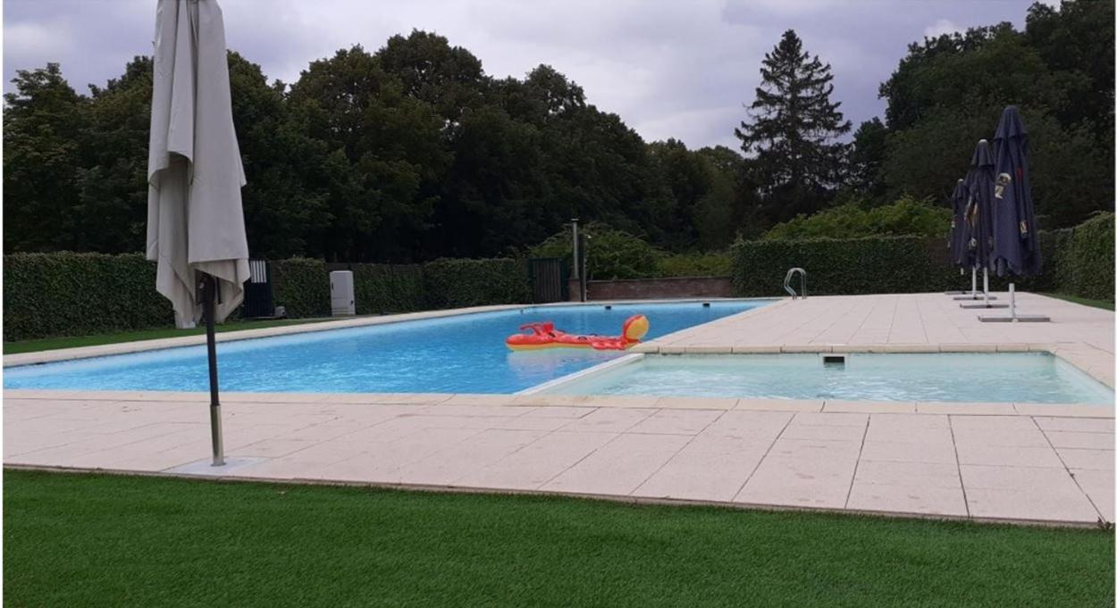 Zonnig Appartement Golf Van Durbuy Bagian luar foto